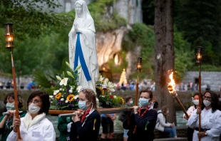 Pilgrims at the Sanctuary Our Lady of Lourdes in France. Photo credits: Sanctuaire ND de Lourdes/Pierre Vincent.