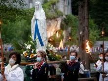 Pilgrims at the Sanctuary Our Lady of Lourdes in France. Photo credits: Sanctuaire ND de Lourdes/Pierre Vincent.