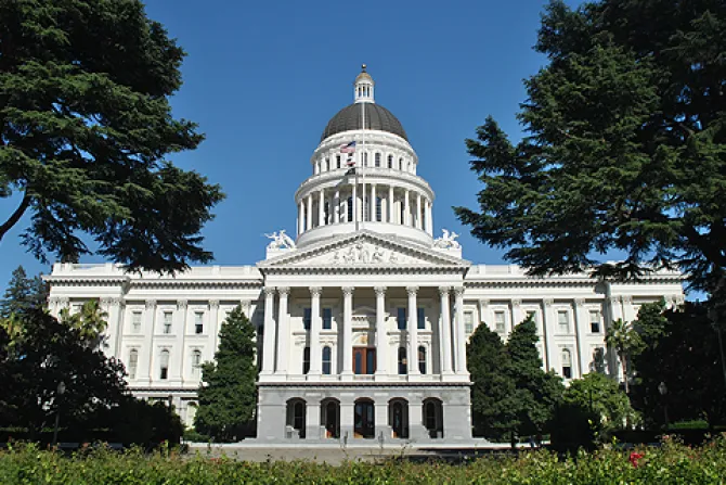 California State Capitol Credit Wayne Hsieh via Flickr CC BY NC SA 20 CNA US Catholic News 4 30 13