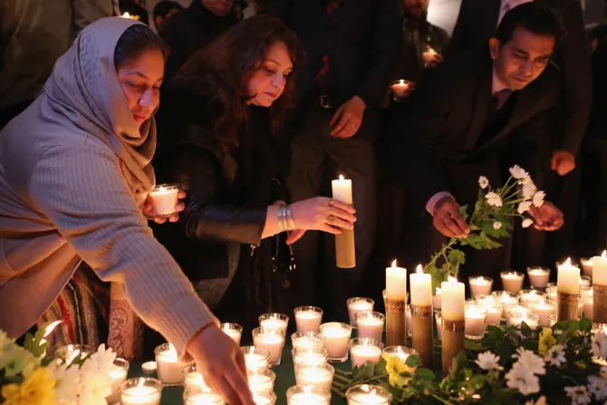 Candlelight prayer vigil in London on Dec 17 2014 in memory of the 141 victims mostly school children at a Peshawar school in Pakistan Credit Dan Kitwood Getty Images CNA 12 17 14