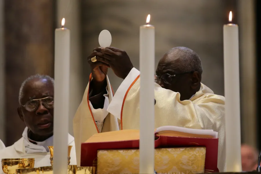 Cardinal Robert Sarah celebrates Mass in St. Peter's Basilica Sept. 28, 2019. ?w=200&h=150