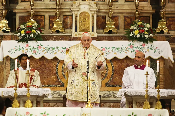 Cardinal Ernest Simoni takes possession of Santa Maria della Scalla Feb 11 2017 Credit Daniel Ibanez 4 CNA