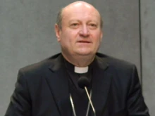 Cardinal Gianfranco Ravasi speaks at an April 8th press conference.