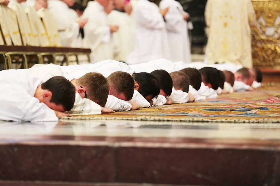 Ordinandi lay prostrate during the Litany of Saints during an Ordination Mass in St. Peter's Basilica, Sept. 29, 2016. ?w=200&h=150