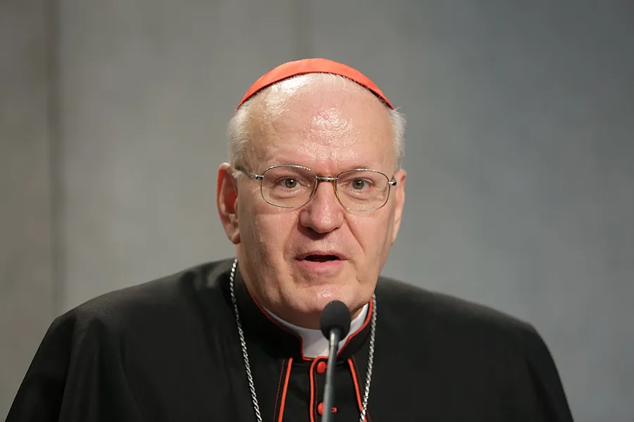 Cardinal Peter Erdo of Esztergom-Budapest, relator general of the Synod of Bishops, at a press briefing, Oct. 5, 2015. ?w=200&h=150