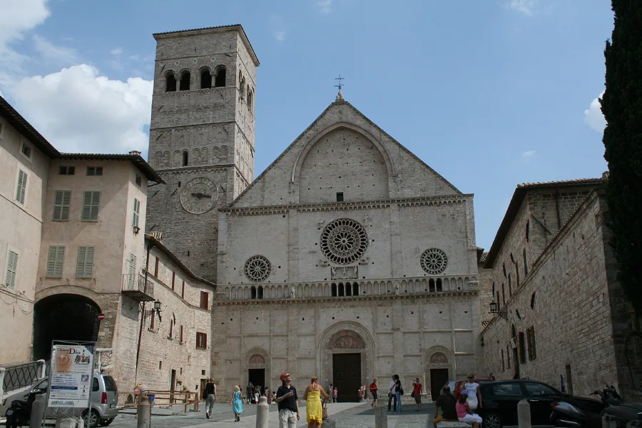 San Rufino, cathedral of the Diocese of Assisi-Nocera Umbra-Gualdo Tadino, a small Italian diocese which may well be merged with another small diocese. ?w=200&h=150