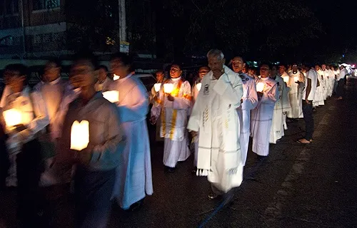Catholics take part in a candle-lit procession at St. Mary's Catholic Church, Yangon. ?w=200&h=150