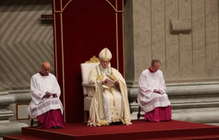 Celebration of Vespers on the eve of Divine Mercy Sunday 2015.   Elise Harris/CNA.