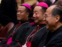 Bishop Joseph Guo Jincai (left) and Bishop Yang Xiaoting (right) at Opening of the XV Ordinary General Assembly of the Synod of Bishops. 