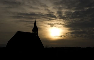 Minutius Hora via www.shutterstock.com.