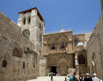 Church of the Holy Sepulchre, where Pope Francis will meet with Patriarch Bartholomew I in May. Courtesy Israel Ministry of Tourism.?w=200&h=150