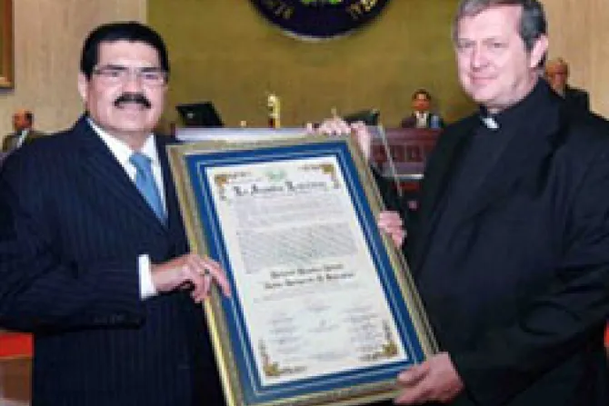 Ciro Cruz Zepeda and Monsignor Antall Noble friend of El Salvador CNA World Catholic News 2 11 11