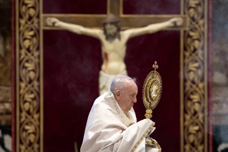 Pope Francis prays in St. Peter's Basilica on June 14, 2020. ?w=200&h=150