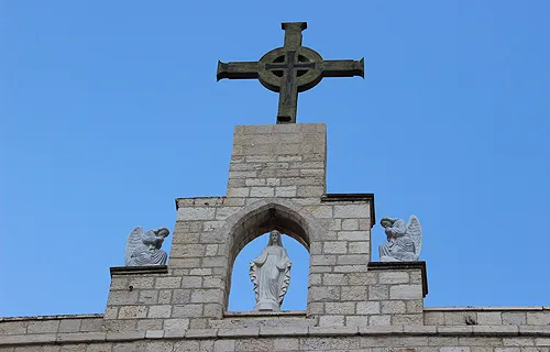 A cross atop the seminary in Beit Jala, Palestine.?w=200&h=150