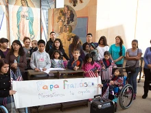 Crowds turned up for a town hall meeting in Los Angeles at which Archbishop Jose Gomez spoke on immigration reform, Jan. 14, 2014. Courtesy of Victor Aleman/vida-nueva.com.