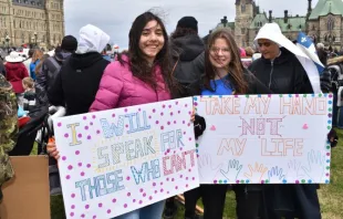 Participants at the May 9 Canadian March for Life, in Ottawa, Canada.   Christine Rousselle/CNA