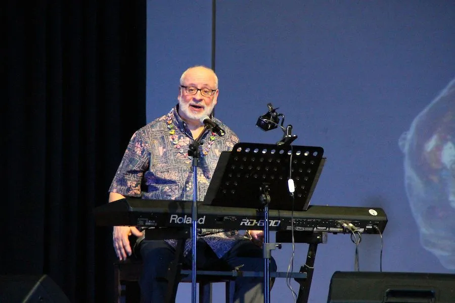 David Haas in a concert at the Ateneo de Manila University, Quezon City, Philippines.?w=200&h=150