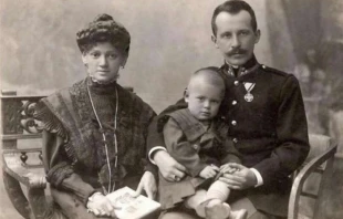 Karol Wojtyla with his parents. Photo courtesy of the Dicoese of Krakow. null