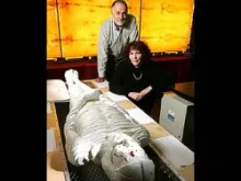 Dr. John Jackson with wife Rebecca, founders of the Turin Shroud Center of Colorado, with a model of Christ's body based off of the shroud. 