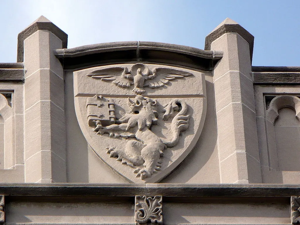 Duquesne University's crest on Canevin Hall. ?w=200&h=150