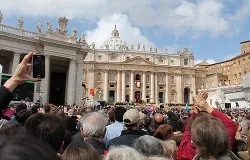 Easter Sunday Mass. St. Peters Square. March 31, 2013. ?w=200&h=150