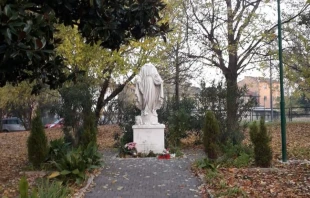 The decapitated statue of the Virgin Mary in the municipality of Marghera, Italy.   Comune di Venezia.