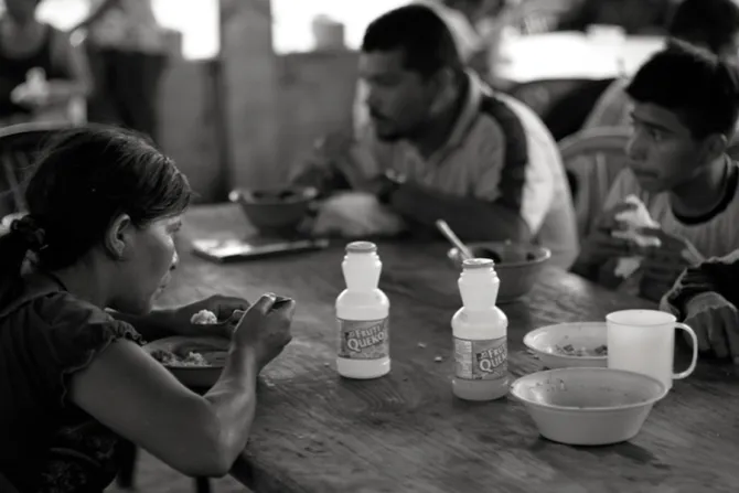 Family from Honduras Credit Peter Haden via Flickr CC BY 20 CNA