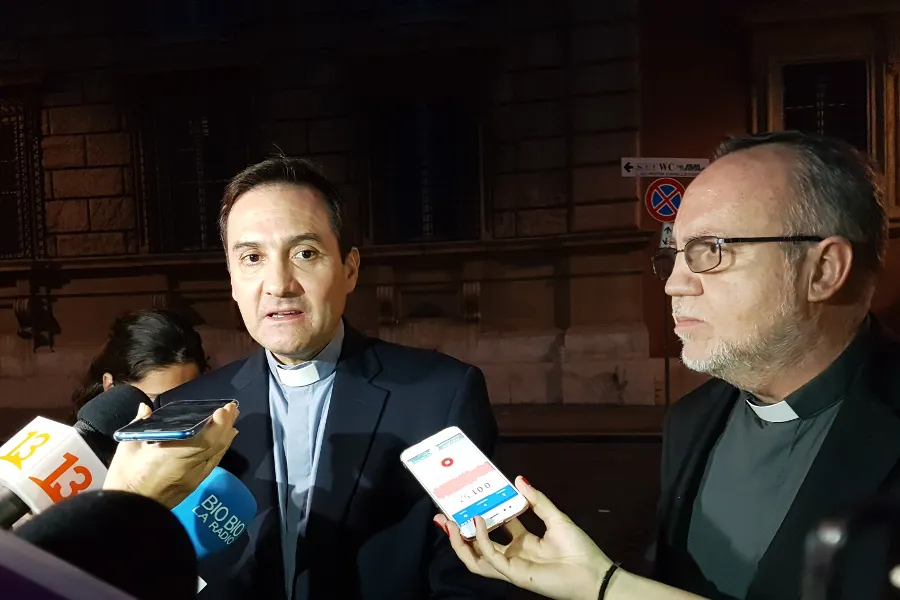 Father Eugenio de la Fuente and Father Francisco Astaburuaga talk to reporters June 2. ?w=200&h=150