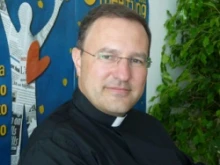 Father Ignacio Carbajosa Pérez.