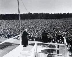 Father Patrick Peyton addresses the San Francisco Family Rosary Rally, October 7, 1961?w=200&h=150