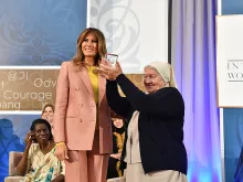Sister Maria Elena Berini receives the 2018 International Women of Courage award at a ceremony in Washington, D.C., March 23, 2018. 
