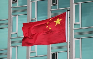 Flag of China. Tomas Roggero via flickr cc by 2.0