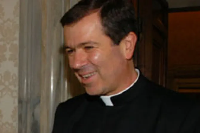 Fr Alvaro Corcuera CNA World Catholic News 12 14 10