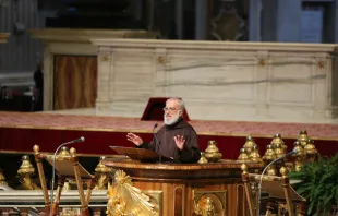 Fr. Cantalamessa speaks during Good Friday's liturgy at St. Peter's Basilica on April 3, 2015.   Bohumil Petrik/CNA.