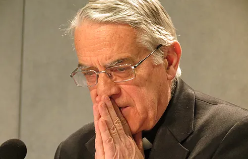 Fr. Federico Lombardi speaks about Pope Benedict XVIs resignation on Feb.11, 2013 ?w=200&h=150