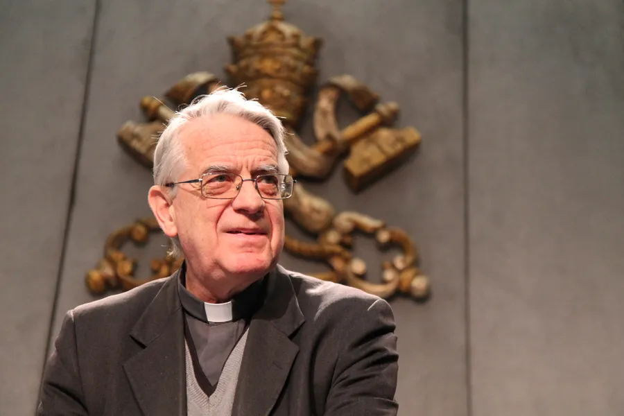 Fr. Federico Lombardi, Holy See press officer, speaks at a Jan. 7, 2015 press conference. ?w=200&h=150
