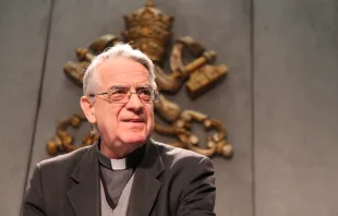 Fr. Federico Lombardi, Holy See press officer, speaks at a Jan. 7, 2015 press conference.   Bohumil Petrik/CNA.