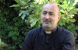 Fr. Ghazwan Yousif Baho speaks with CNA in Rome on Oct. 4, 2014.   Giuseppe Di Molfetta/CNA.