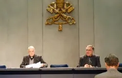 Fr. Lombardi and Fr. Rosica give Feb. 21, 2013 update at the Vatican press office. ?w=200&h=150