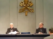 Fr. Lombardi and Fr. Rosica give Feb. 21, 2013 update at the Vatican press office. 