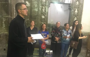 Fr. Roni Momika leads a group of women in a pilgrimage to Mar Behnam Monastery, October 2017. Photo courtesy of Fr. Momika.