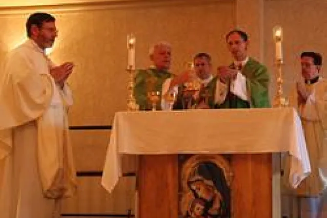 Fr Pacwa at Mass with Bishop Jugis