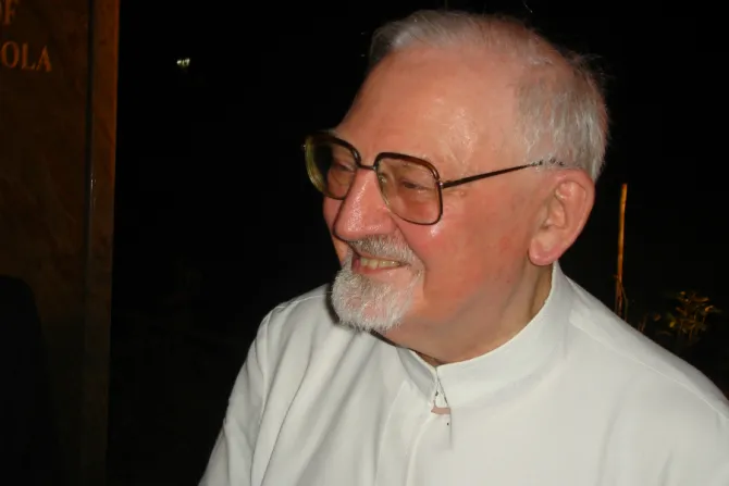 Fr Peter Hans Kolvenbach in Goa in 2006 Credit Fredericknoronha via Wikimedia CC BY SA 30