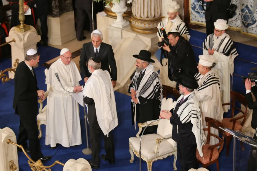 Pope Francis is greeted at Rome's Major Synagogue, Jan. 17, 2016. ?w=200&h=150