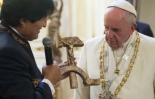 Bolivian president Evo Morales presents Pope Francis with a 'communist crucifix' at the presidential palace in La Paz, July 8, 2015.   L'Osservatore Romano.