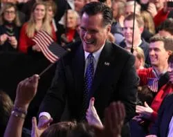 Mitt Romney greets supporters at Southern New Hampshire University on January 10, 2012 in Manchester, New Hampshire. ?w=200&h=150