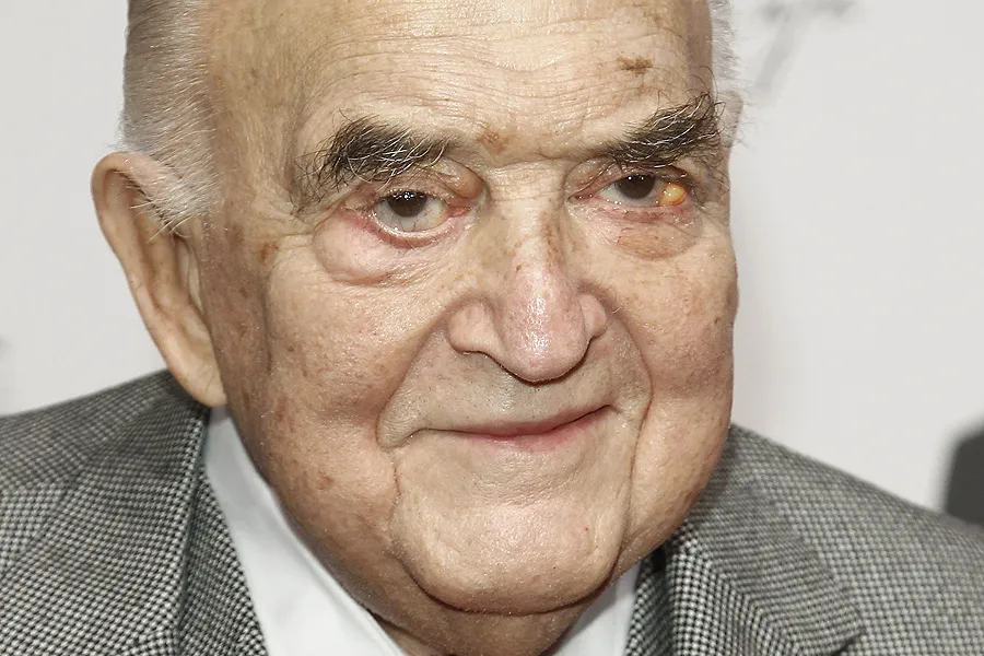 George Weidenfeld at the Axel Springer 100th Anniversary Ceremony on May 2, 2012. ?w=200&h=150