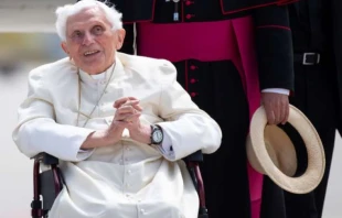 Benedict XVI prepares to board a plane at Munich airport, June 22, 2020.   Sven Hoppe/Pool/AFP via Getty Images