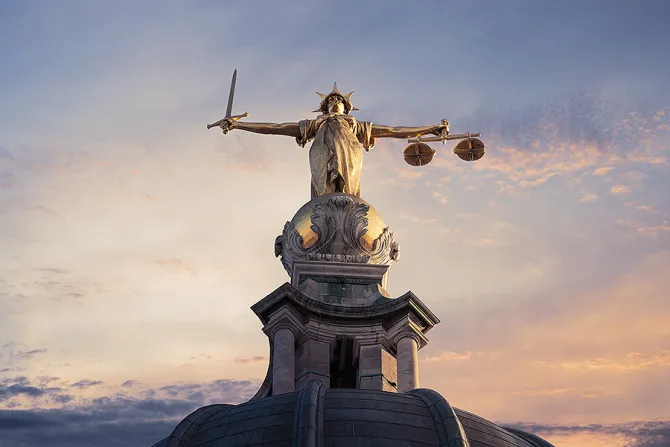 Gold Lady Justice Statue on the top of the Old Bailey in London England Credit antb Shutterstock CNA