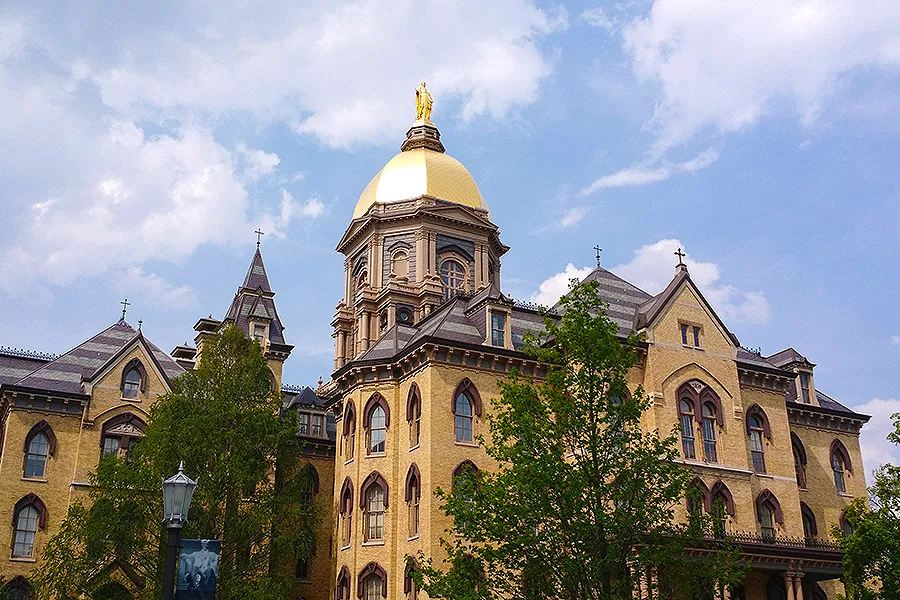 The Golden Dome at the University of Notre Dame, one of the 16 colleges named in a lawsuit accusing them of illegally conspiring to reduce financial aid.?w=200&h=150